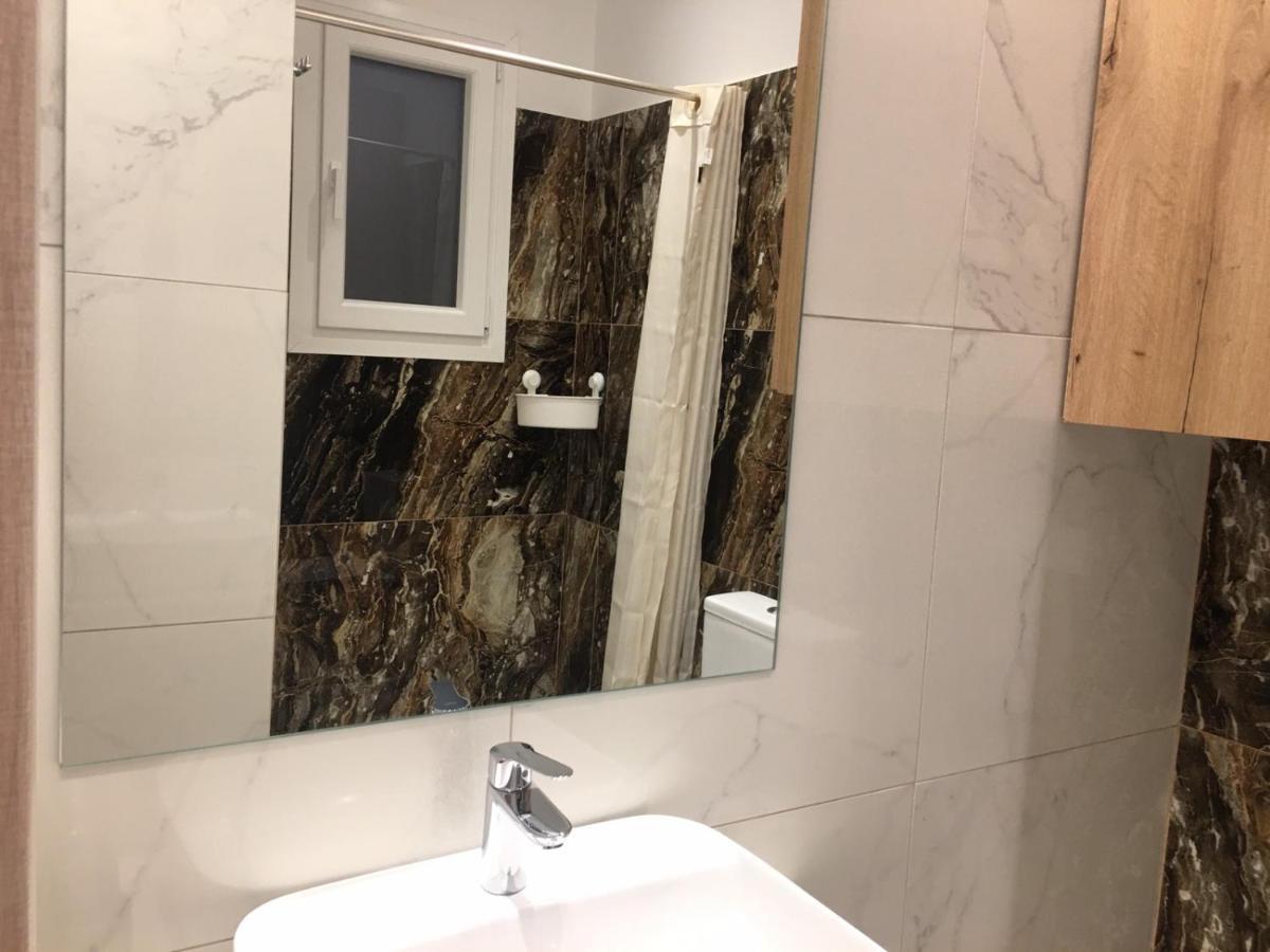 Luxury Ipoga Apartment Атина Екстериор снимка