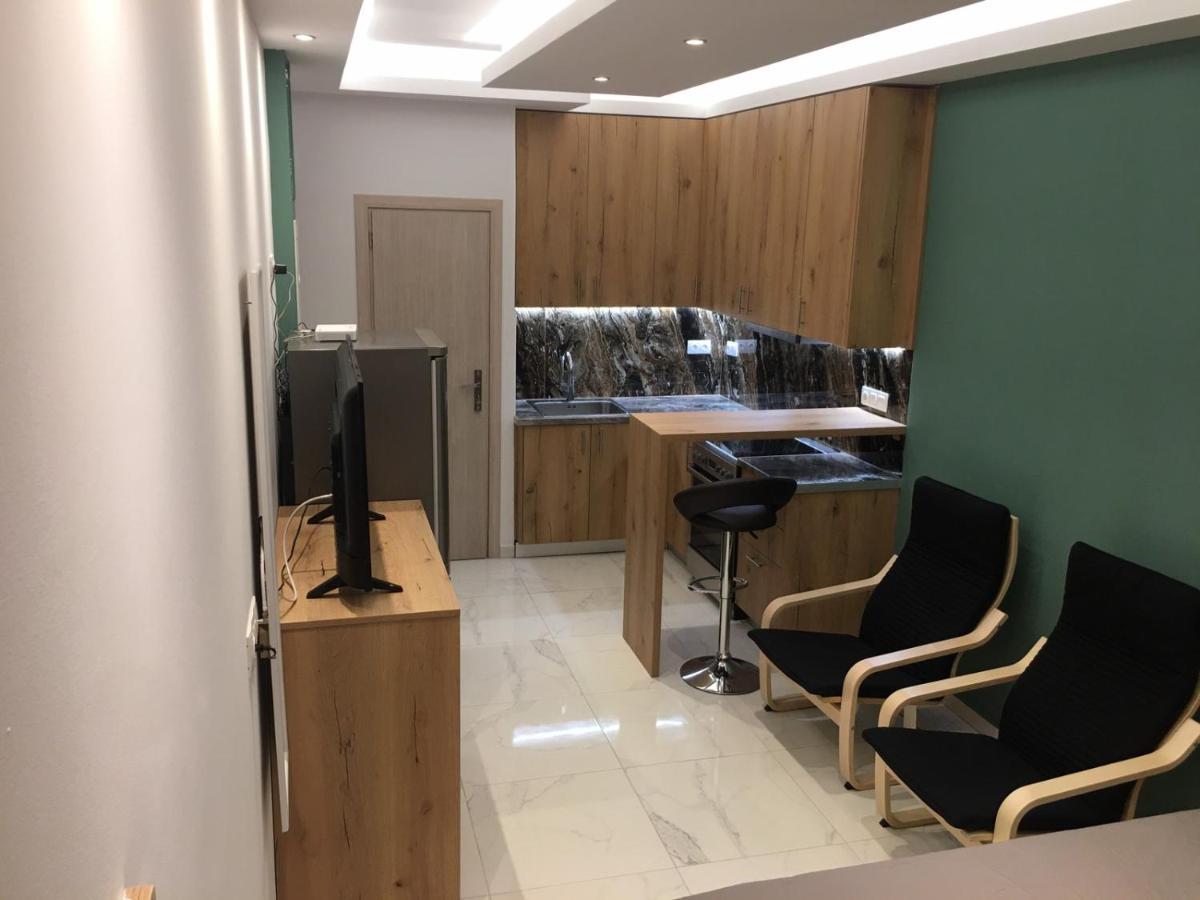 Luxury Ipoga Apartment Атина Екстериор снимка
