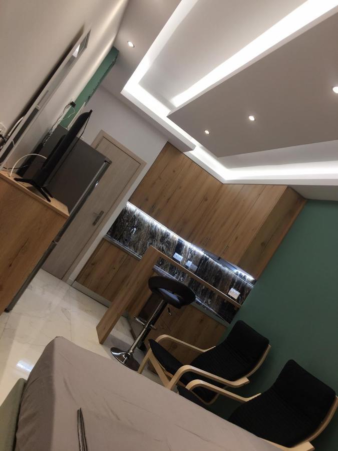 Luxury Ipoga Apartment Атина Екстериор снимка