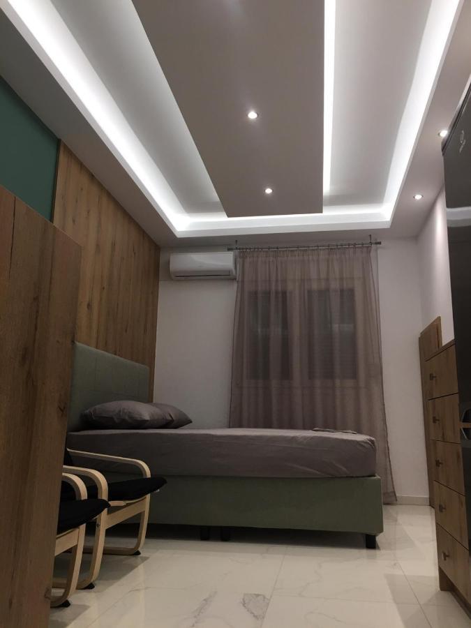 Luxury Ipoga Apartment Атина Екстериор снимка